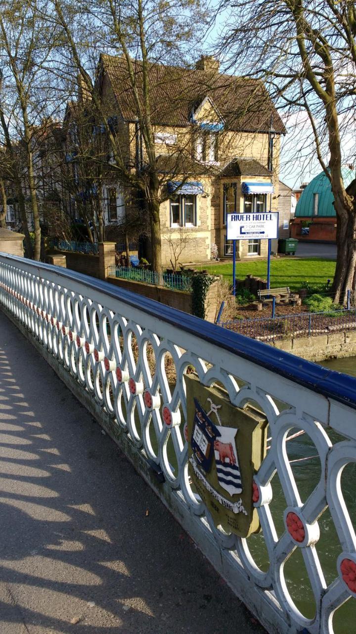 River Hotel Oxford Exterior photo